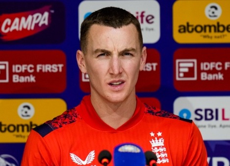 భారత స్పిన్నర్లతో ముప్పు: ఇంగ్లండ్ కెప్టెన్