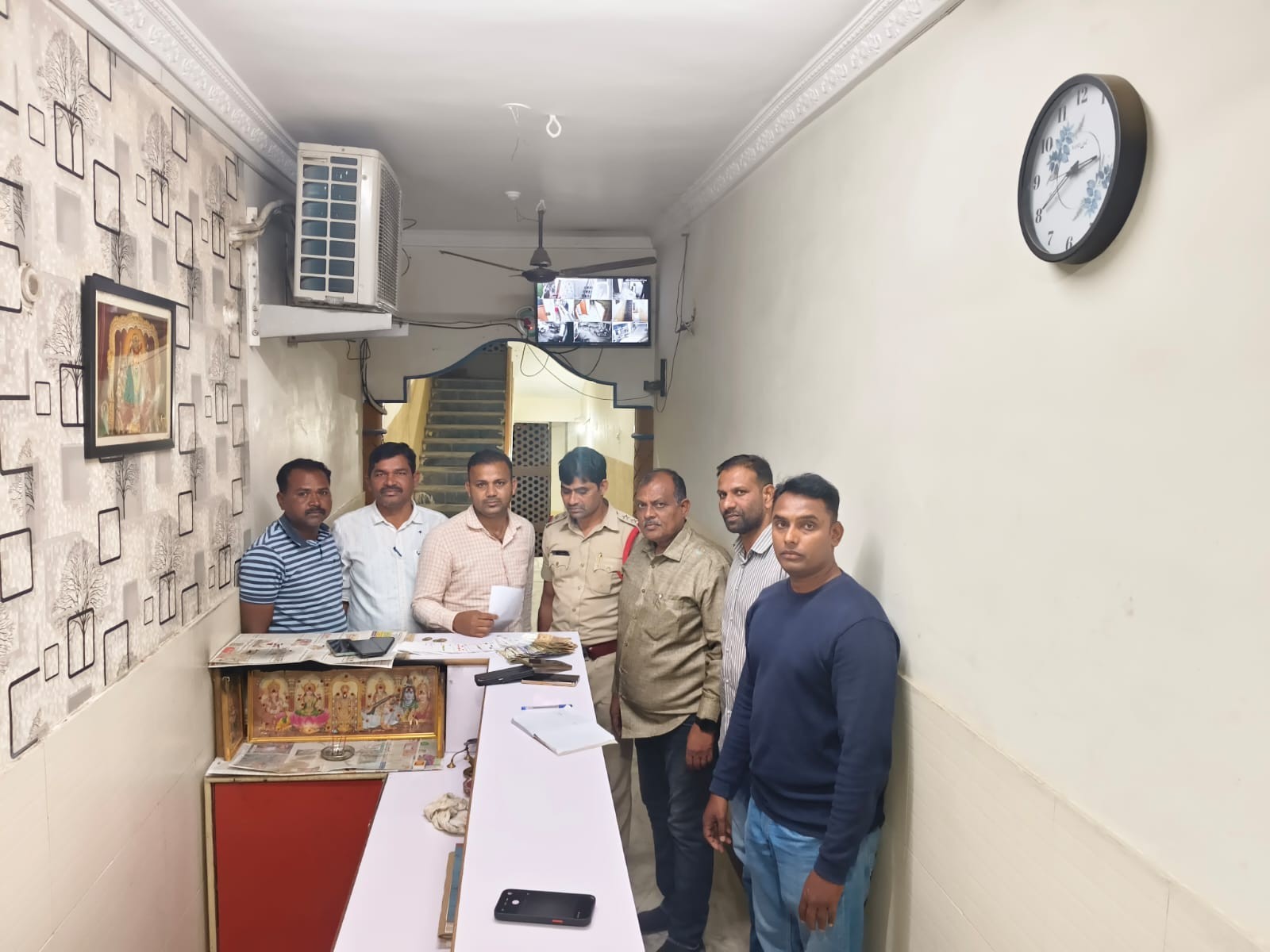 టాస్క్ ఫోర్స్ రైడ్… రూ.12,650 నగదు స్వాధీనం