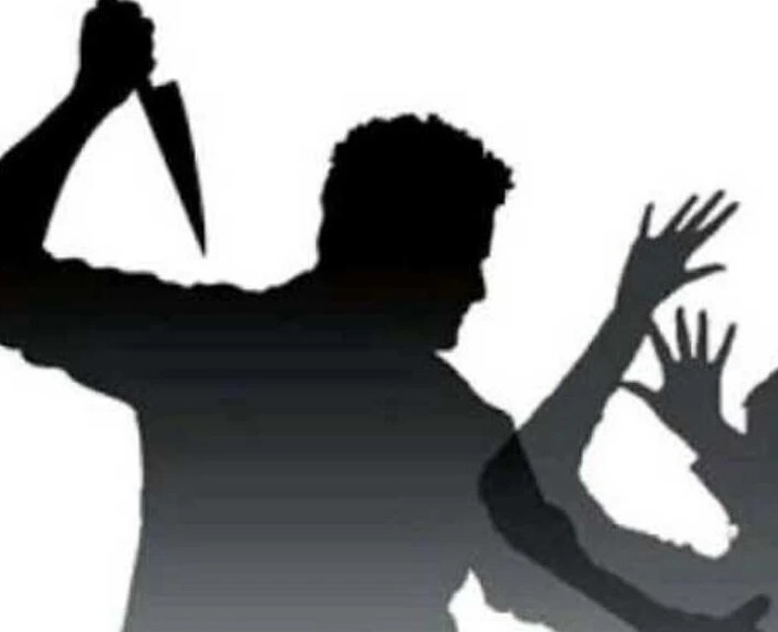 కత్తిపోట్లకు గురైన వైసీపీ నేత