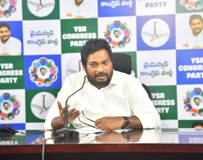 జాబ్ క్యాలెండర్.. జాబ్ లెస్‌గా మారింది: వైసీపీ