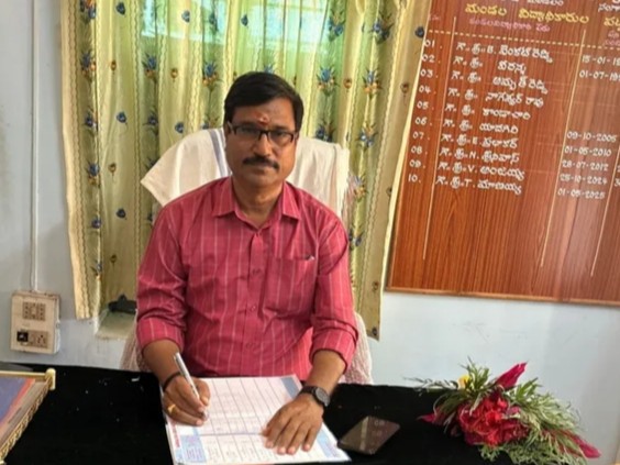 మోడల్ స్కూల్ దరఖాస్తుల గడువు పొడగింపు