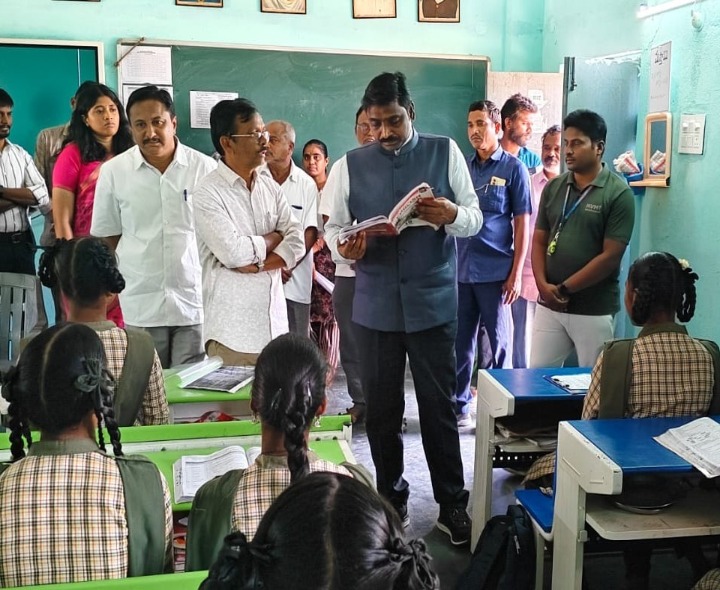 ZPHSను ఆకస్మికంగా తనిఖీ చేసిన కలెక్టర్