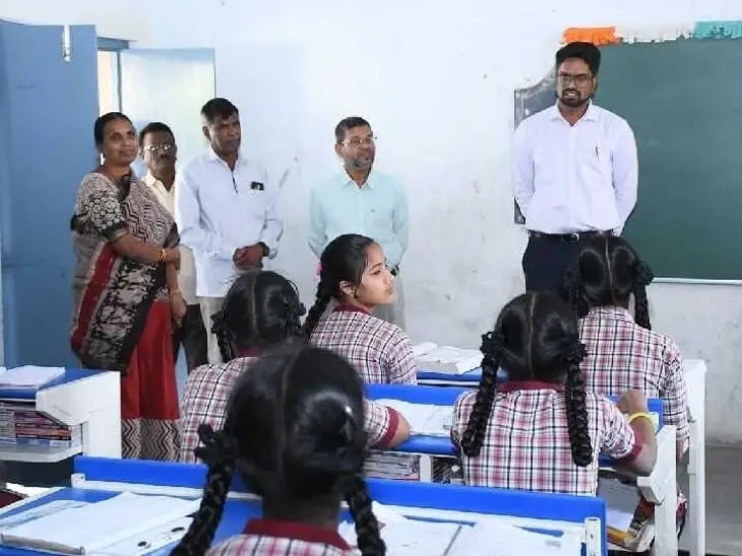 గణితంపై ప్రత్యేక శ్రద్ధ వహించాలి: కలెక్టర్