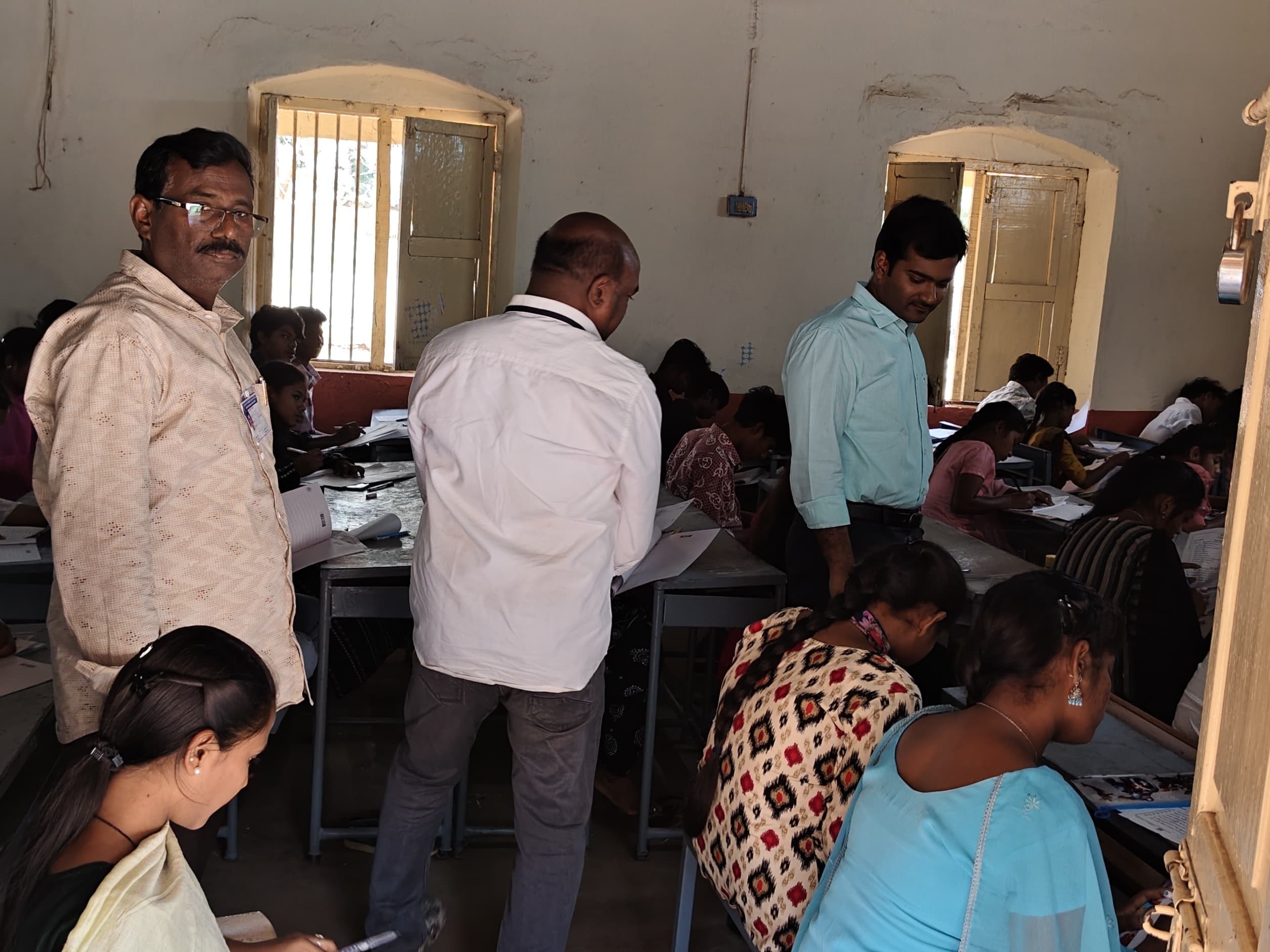 ఇంటర్ పరీక్షా కేంద్రం తనిఖీ చేసిన జేసీ