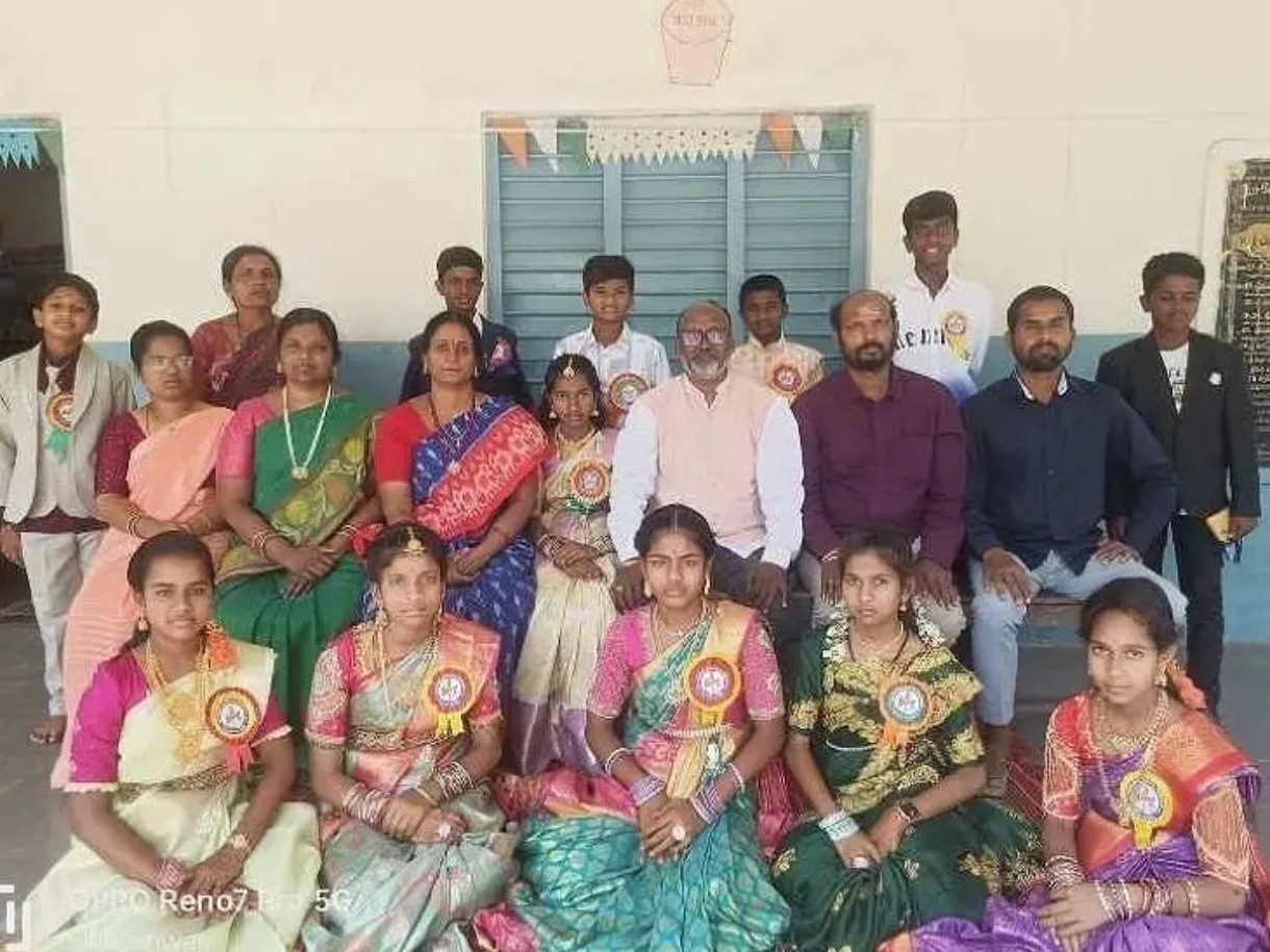 విద్యార్థులే టీచర్లైనా వేళ!