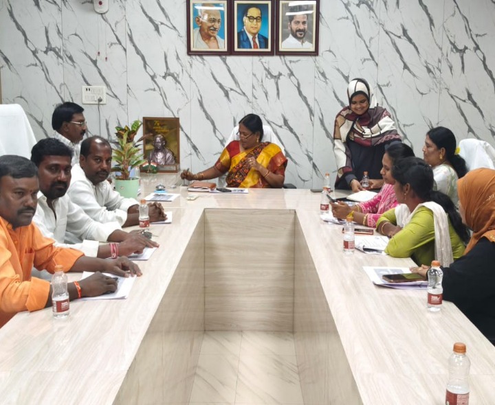 మున్సిపల్ కార్యాలయంలో 99 రోజుల ప్రణాళిక పై సమీక్ష