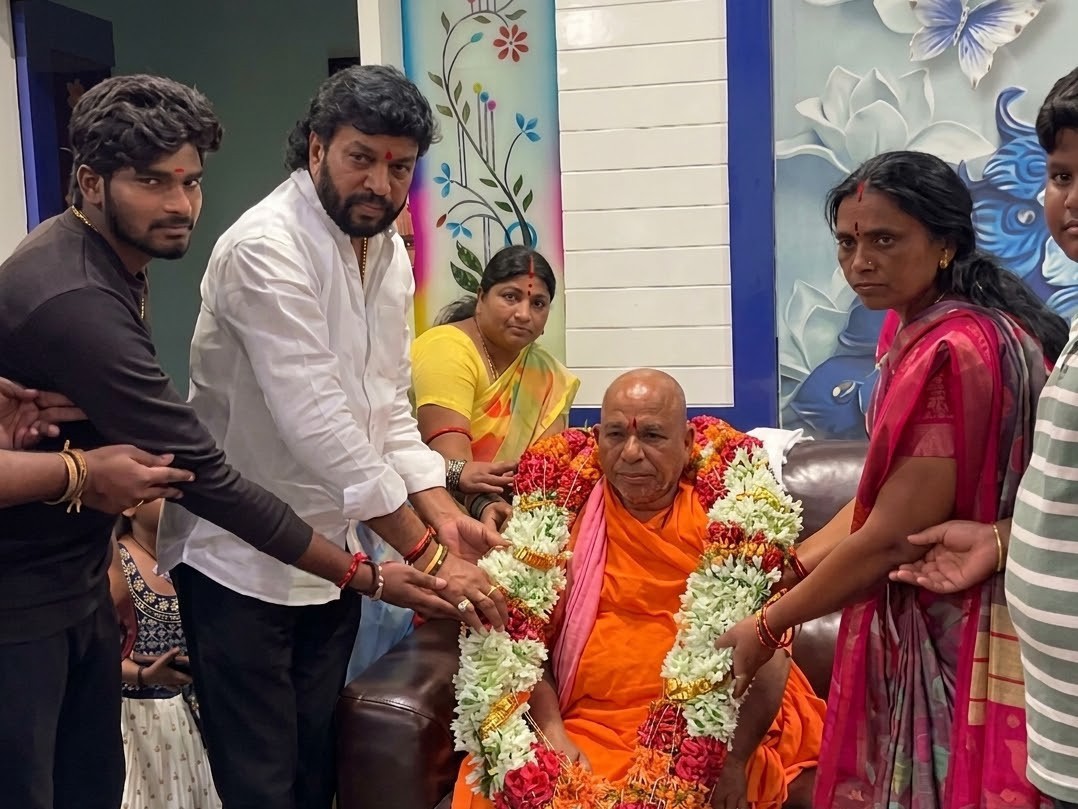 విద్యానంద భారతి స్వామి దర్శనం