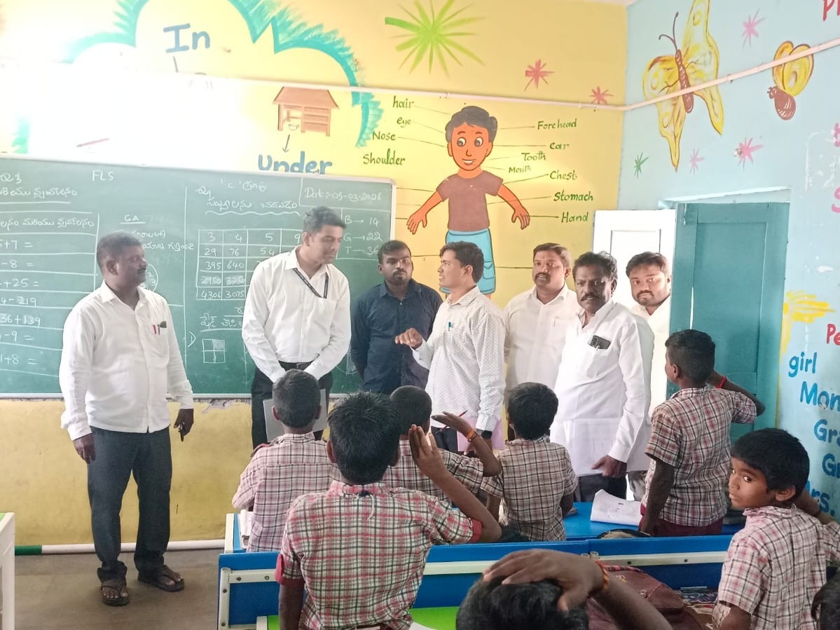 గ్రామాన్ని సందర్శించిన నీతి ఆయోగ్ సెంట్రల్ టీమ్