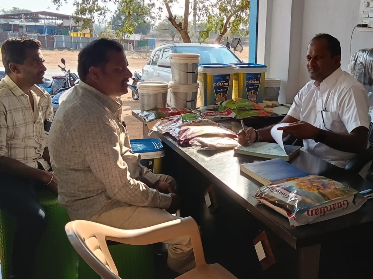 ఎరువుల దుకాణం తనిఖీ