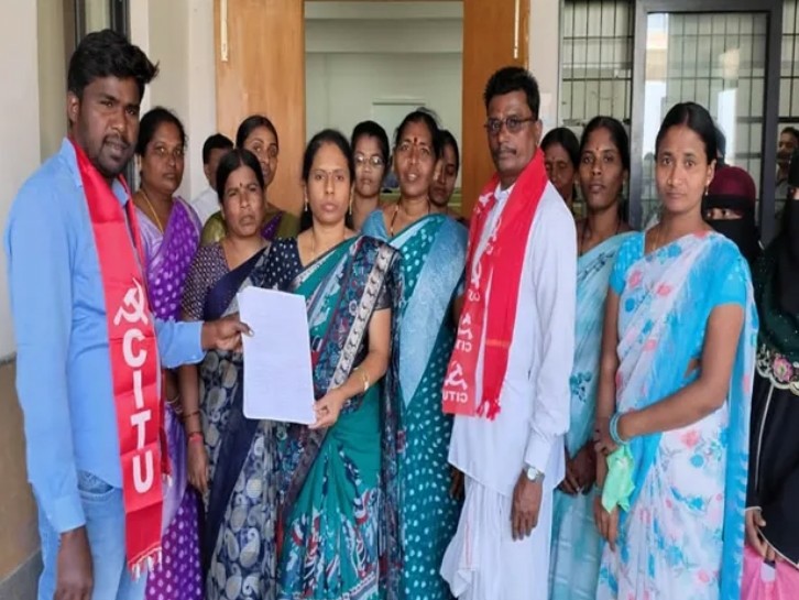 ‘బీడీ కార్మికులకు పెన్షన్ పెంచాలి’