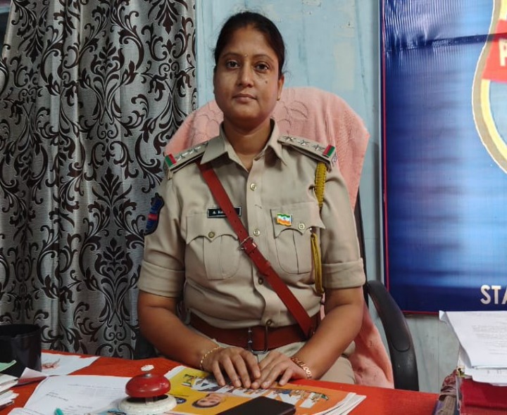 ఈనెల 7న ఎక్సైజ్ వాహనాలకు వేలంపాట