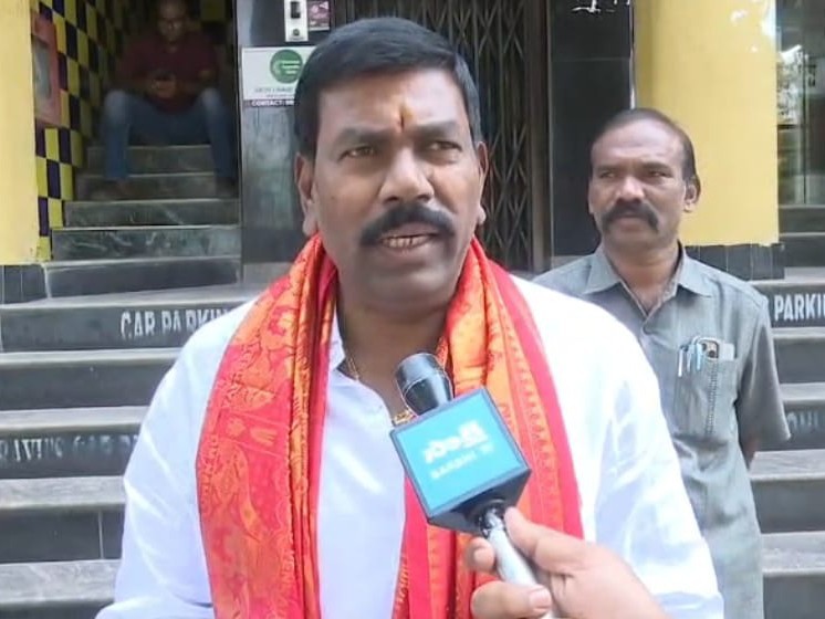 బీఆర్ నాయుడు రాజీనామా చేయాలి: ఎమ్మెల్యే