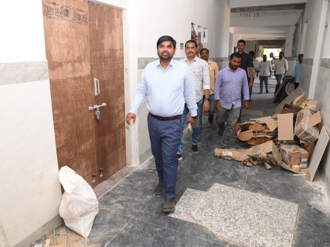 ‘మెరుగైన వైద్య సేవలు అందించేందుకు ఆసుపత్రి నిర్మాణాలు’