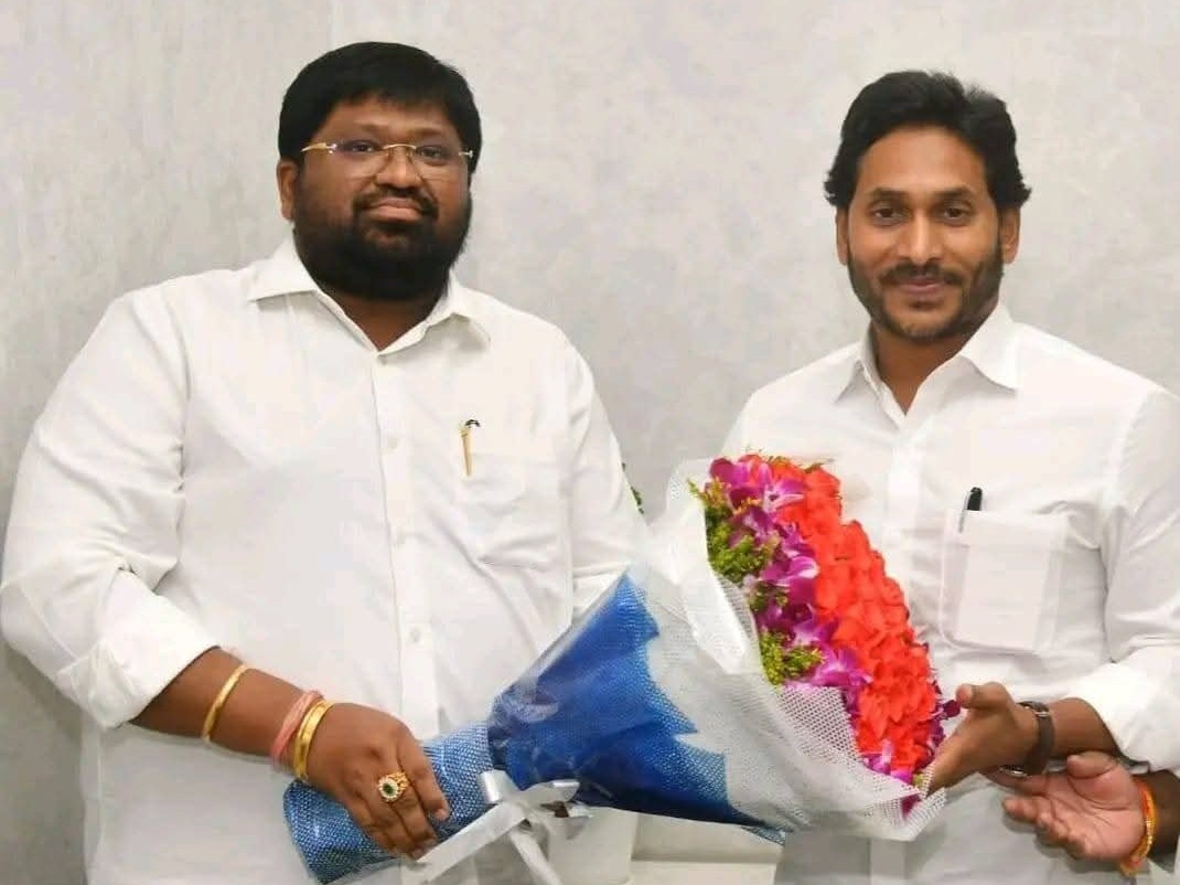 రాయదుర్గం YCP పరిశీలకుడిగా బత్తల హరిప్రసాద్‌