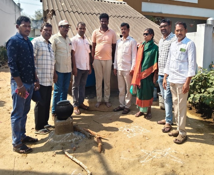 ‘విద్యార్థులను ప్రభుత్వ బడిలో చేర్పిద్దాం’