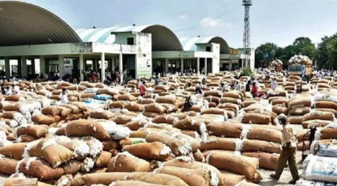 వరంగల్ మార్కెట్లో సరుకుల ధరల వివరాలు