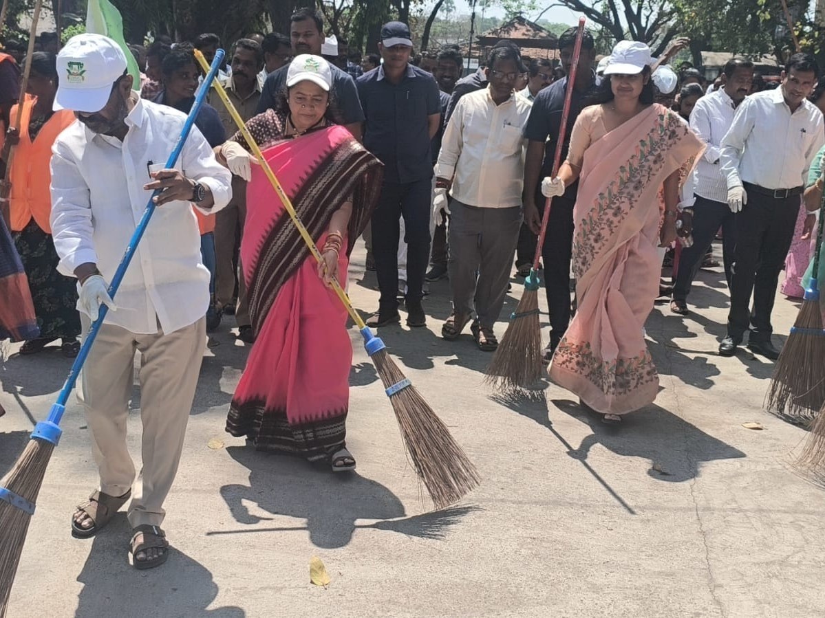 గ్రేటర్ వరంగల్‌లో పరిసరాల పరిశుభ్రత కార్యక్రమం