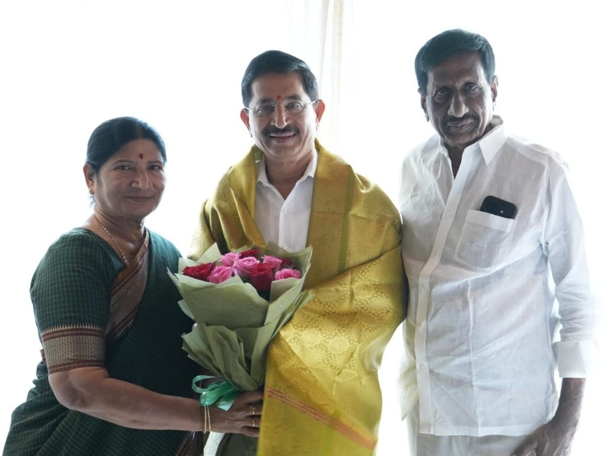 వేం నరేందర్‌కి శుభాకాంక్షలు తెలిపిన మాజీ మేయర్