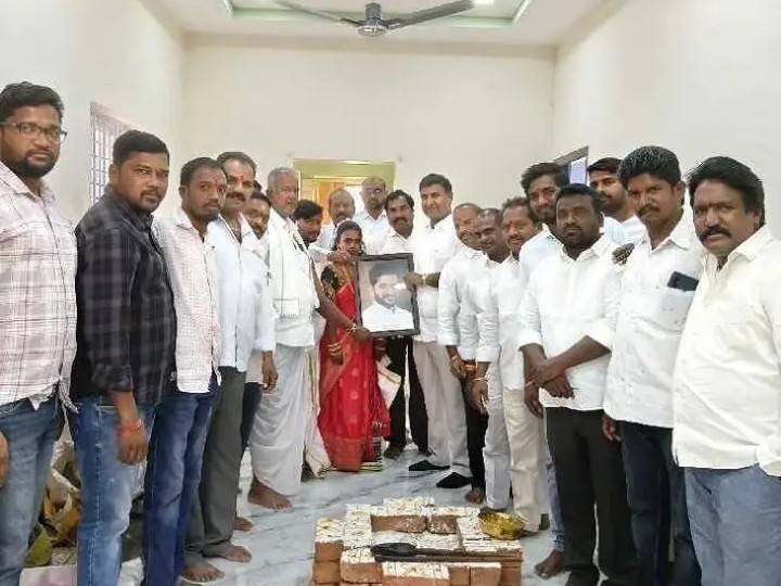 కమ్మర్‌పల్లిలో ఇందిరమ్మ ఇళ్లు ప్రారంభం