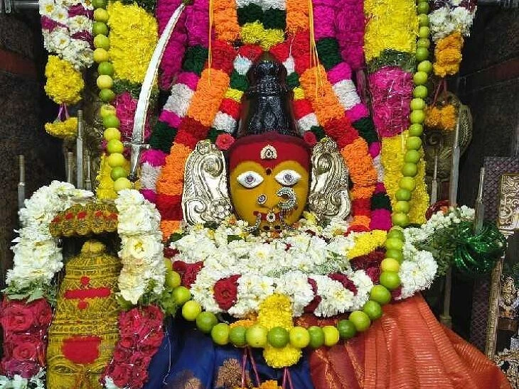 ప్రత్యేక అలంకారంలో విరుపాక్షి మారెమ్మ దర్శనం