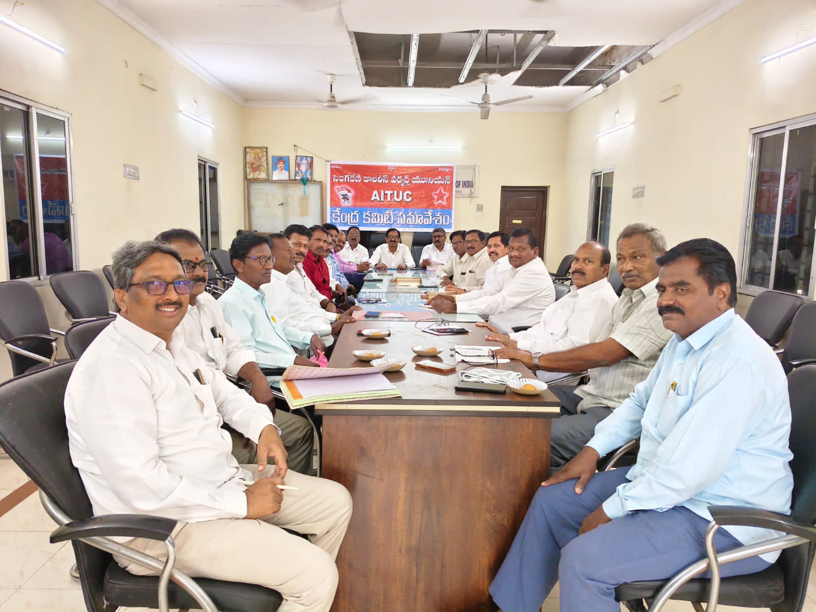 ‘సమస్యలు పరిష్కరించకుంటే సమ్మెకు పిలుపు’