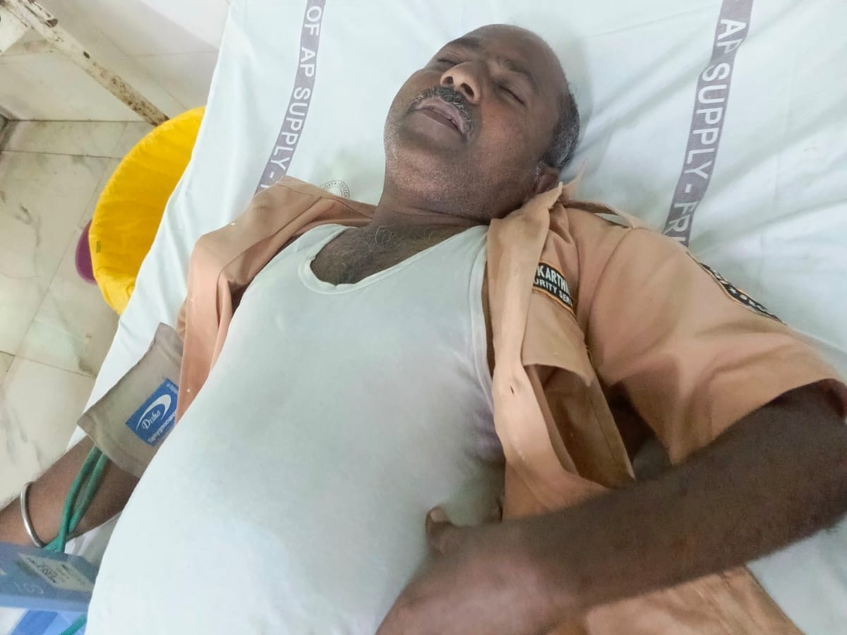 GGHలో సెక్యూరిటీ గార్డుల మధ్య ఘర్షణ.. పలువురికి గాయాలు