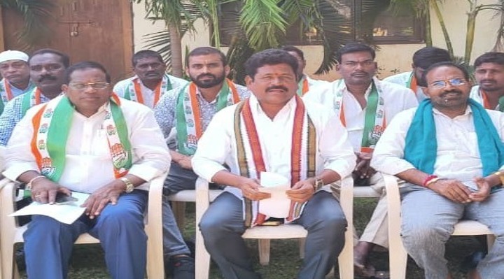 ములుగు సమగ్ర అభివృద్ధికి కృషి: రవిచందర్