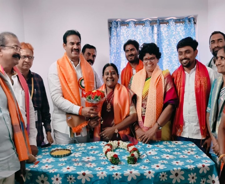 ప్రజల్లో మంచి పేరు సంపాదించుకోవాలి: ప్రభుత్వ విప్