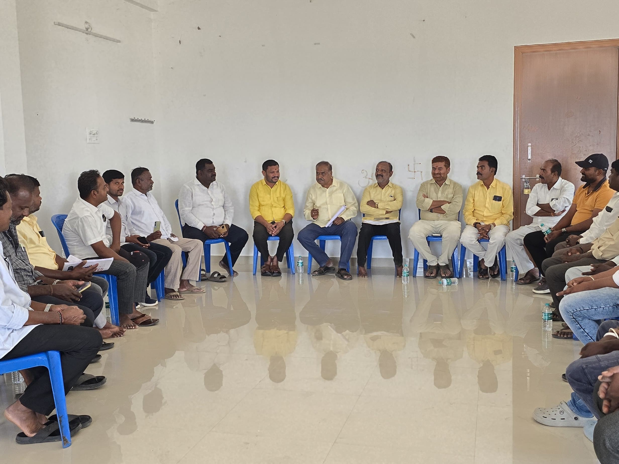 చీకటిపల్లిలో పంచాయతీ సమన్వయ కమిటీ సమావేశం