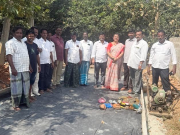 ఇంద్రపురంలో సిమెంటు రోడ్డు భూమిపూజ