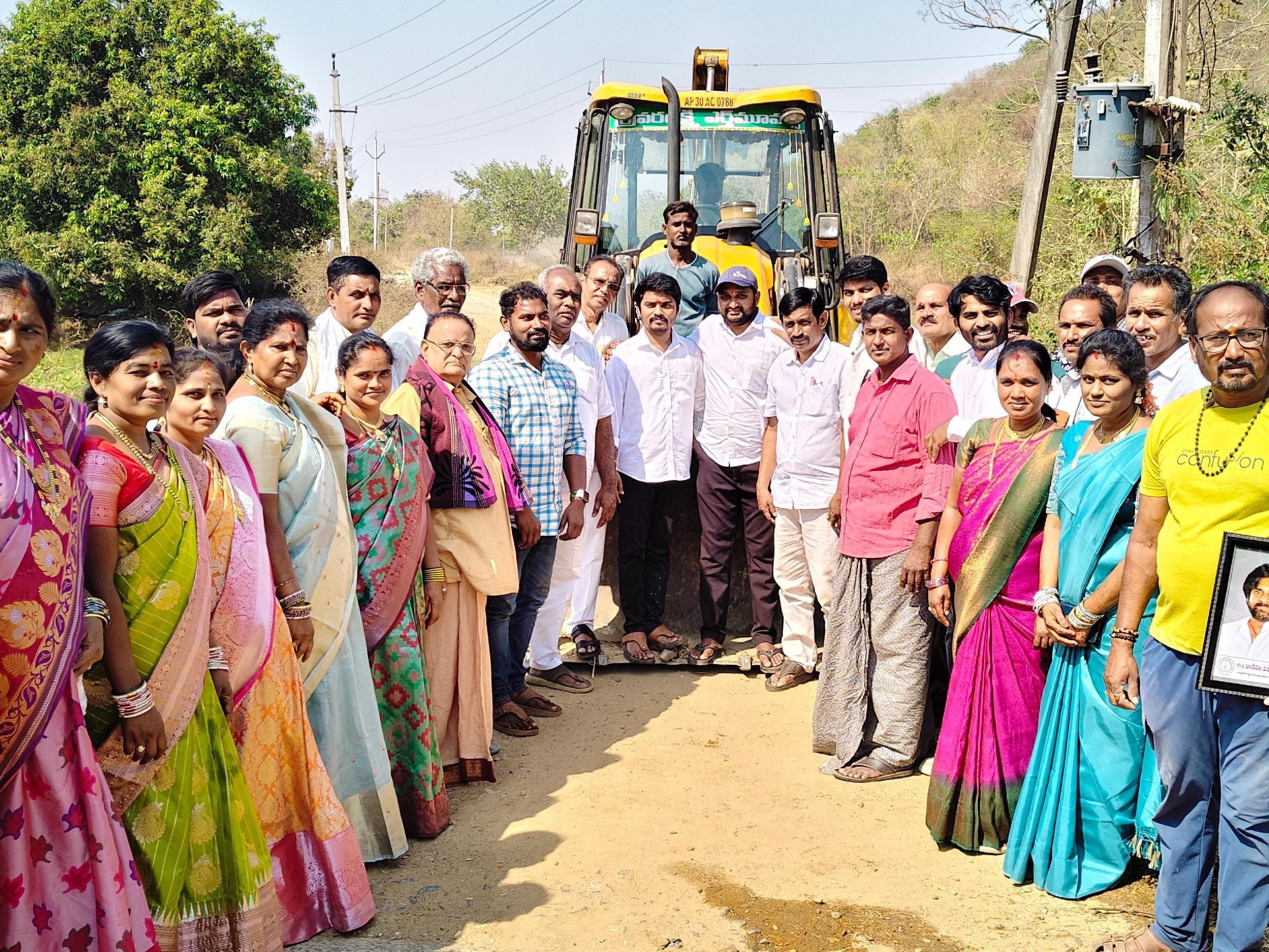 పాతపాడు-నివగాం రహదారికి శంకుస్థాపన