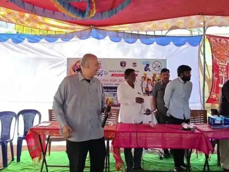 ‘ఆడపిల్లలను తల్లిదండ్రులు మాత్రమే తాకాలి’