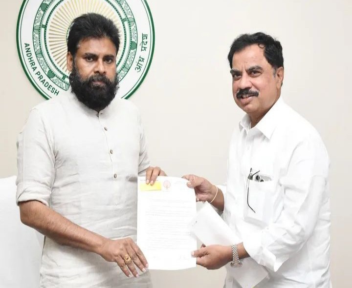 పార్కు ప్రారంభానికి పవన్ కళ్యాణ్‌ను ఆహ్వానించిన ఎమ్మెల్యే