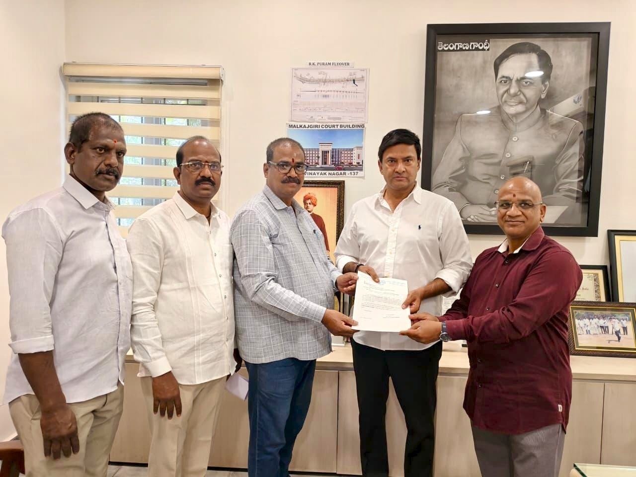 ఓపెన్ జిమ్ ఏర్పాటు చేయాలని ఎమ్మెల్యేకు వినతి