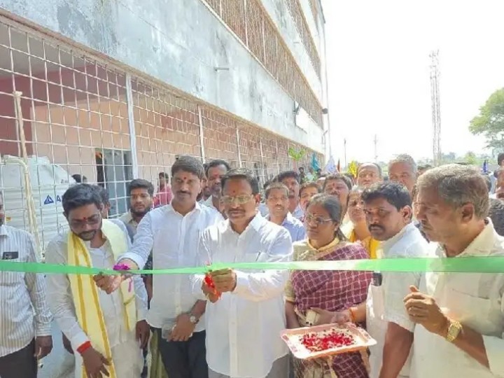 ‘పదవ తరగతిలో ఉత్తమ ఫలితాలు సాధించాలి’