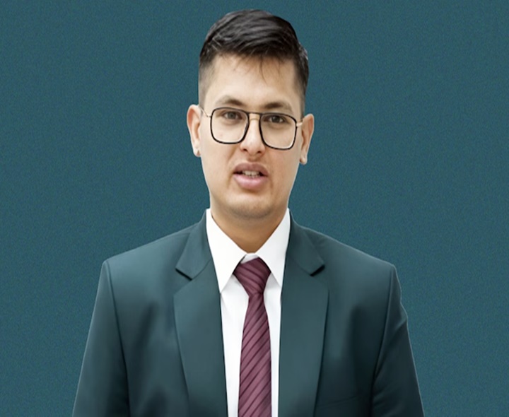 సివిల్స్ టాప్ ర్యాంకర్ స్టోరీ ఇదే..!