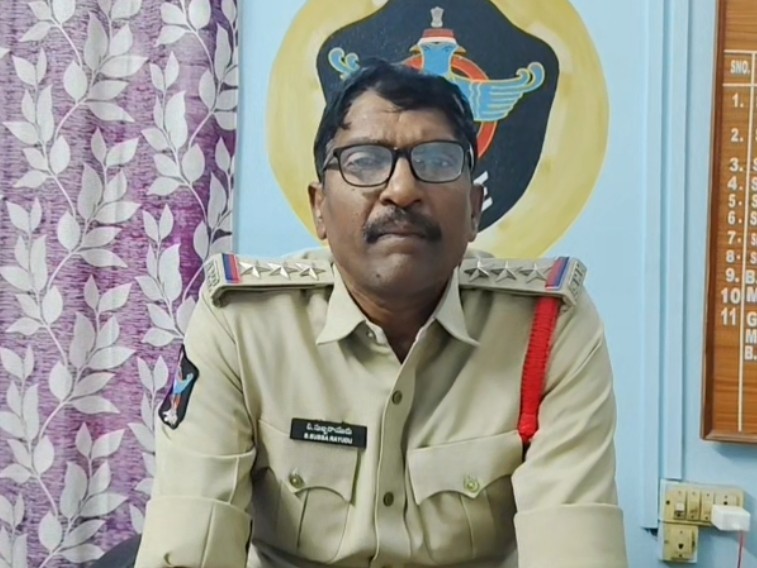 రెండు రోజులు ట్రాఫిక్ మల్లింపు: సీఐ