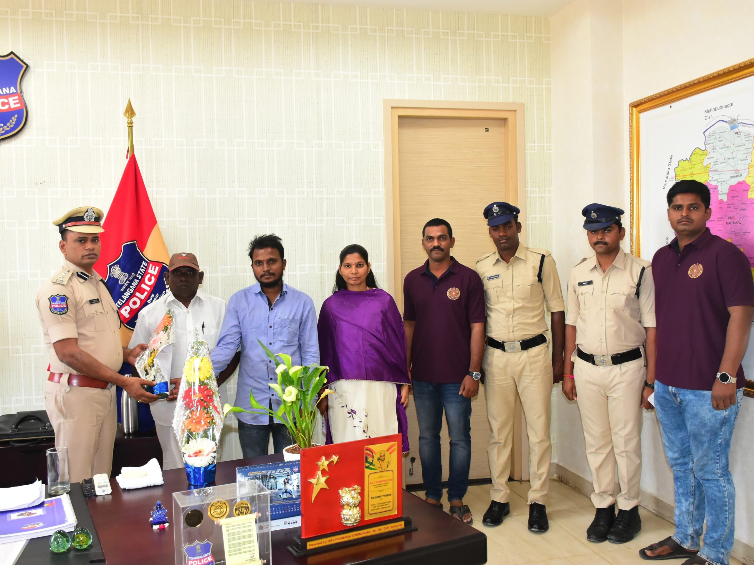 రూ. 1.75 లక్షలు రికవరీ చేసిన పోలీసులు