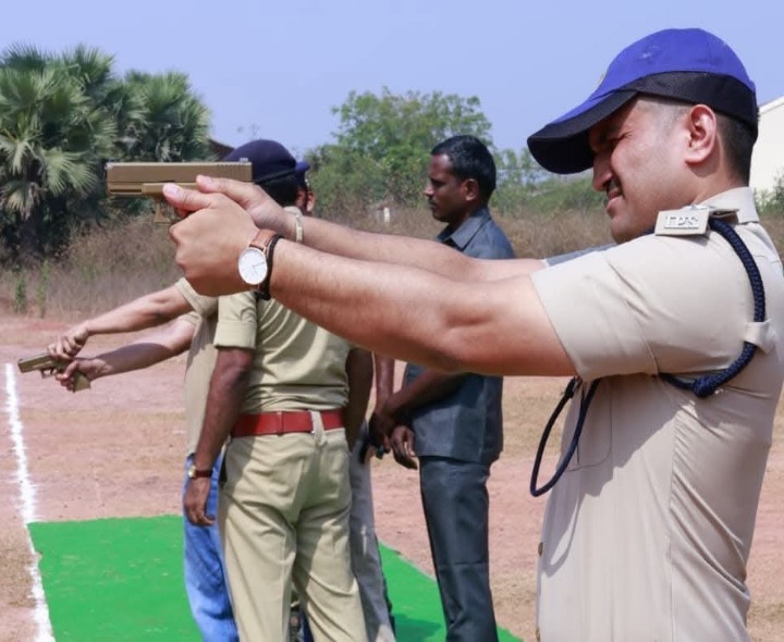 పోలీస్ సిబ్బందికి వృత్తి నైపుణ్యం అవసరం: SP