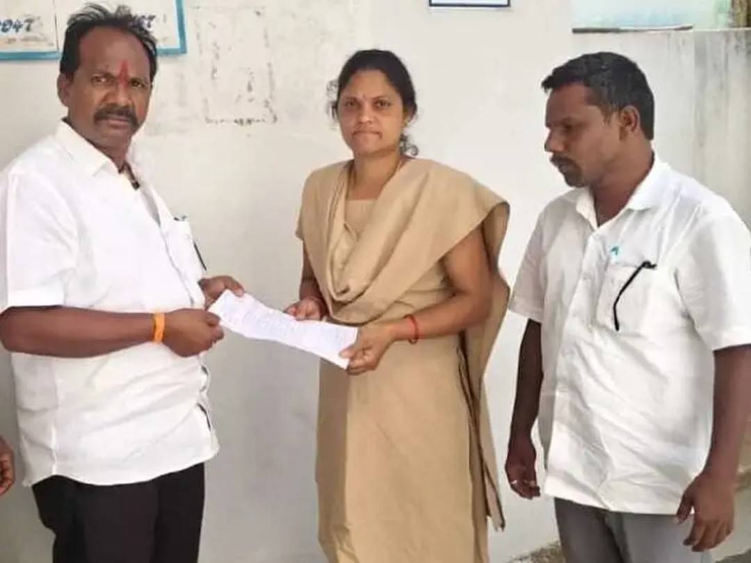 ‘అక్రమ మద్యం షాపులను వెంటనే తొలగించాలి’