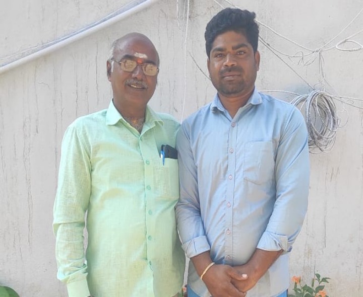 మూగ క్రికెటర్‌కు అండగా నిలిచిన సర్పంచ్