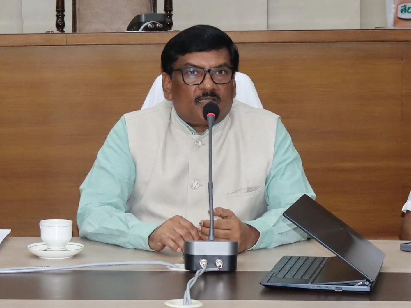 మహిళా దినోత్సవాన్ని ఘనంగా నిర్వహించాలి: JC