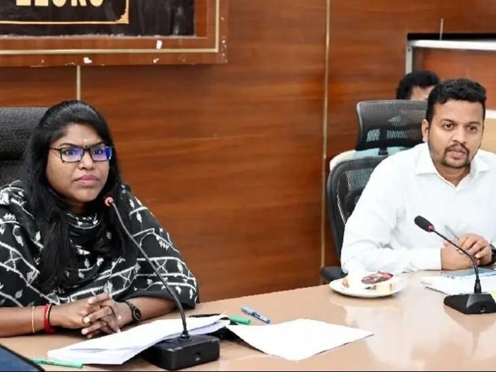 అధికారులపై కలెక్టర్ ఆగ్రహం