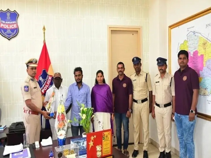 సైబర్ బాధితులకు అండగా నిలిచిన గద్వాల పోలీసులు