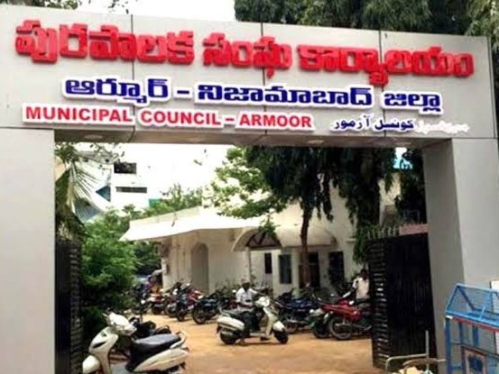 ప్రజాపాలనలో ‘పతుల’ పెత్తనం