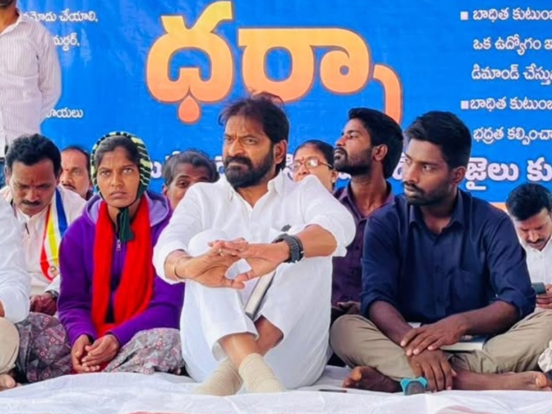 కుమ్మెర బాధితులకు న్యాయం జరగాలి: మాజీ మంత్రి