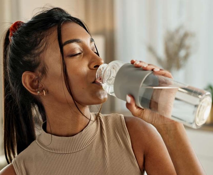 దాహం వేయకపోయినా.. నీళ్లు తాగండి!