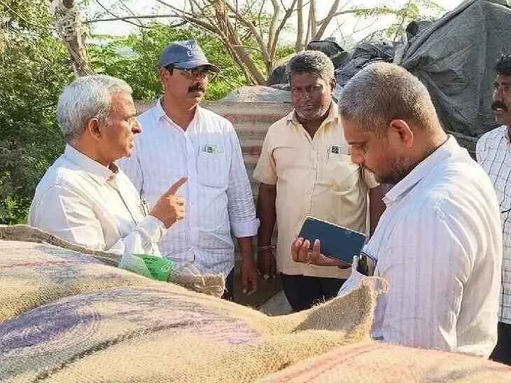 గూడూరులో 100 బస్తాల రేషన్ బియ్యం సీజ్