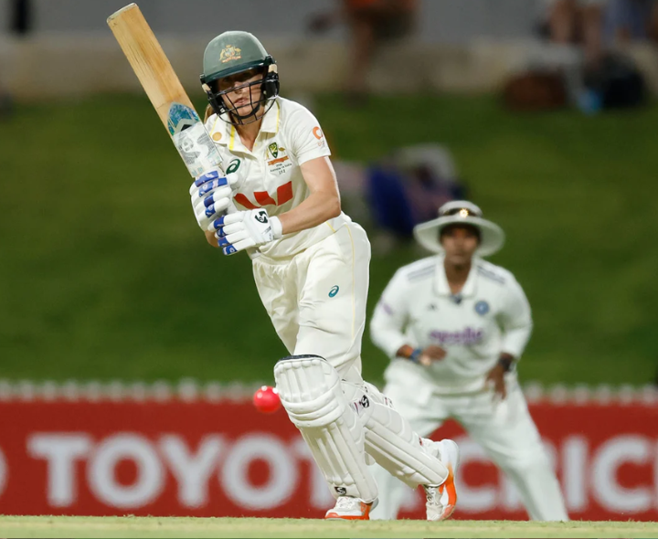 INDw vs AUSw: ఏకైక టెస్ట్ రెండో రోజు ఆట ప్రారంభం