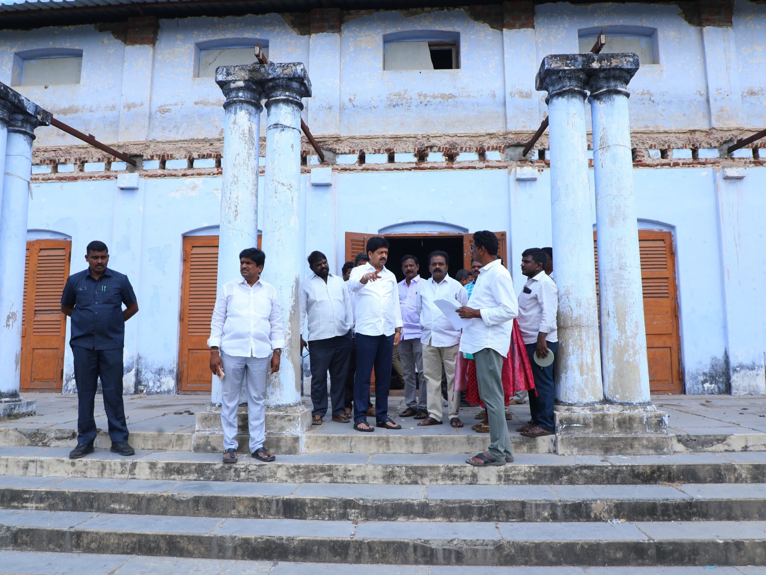 ‘మచిలీపట్నం టౌన్ హాలుకు పూర్వ వైభవం తీసుకొస్తాం’